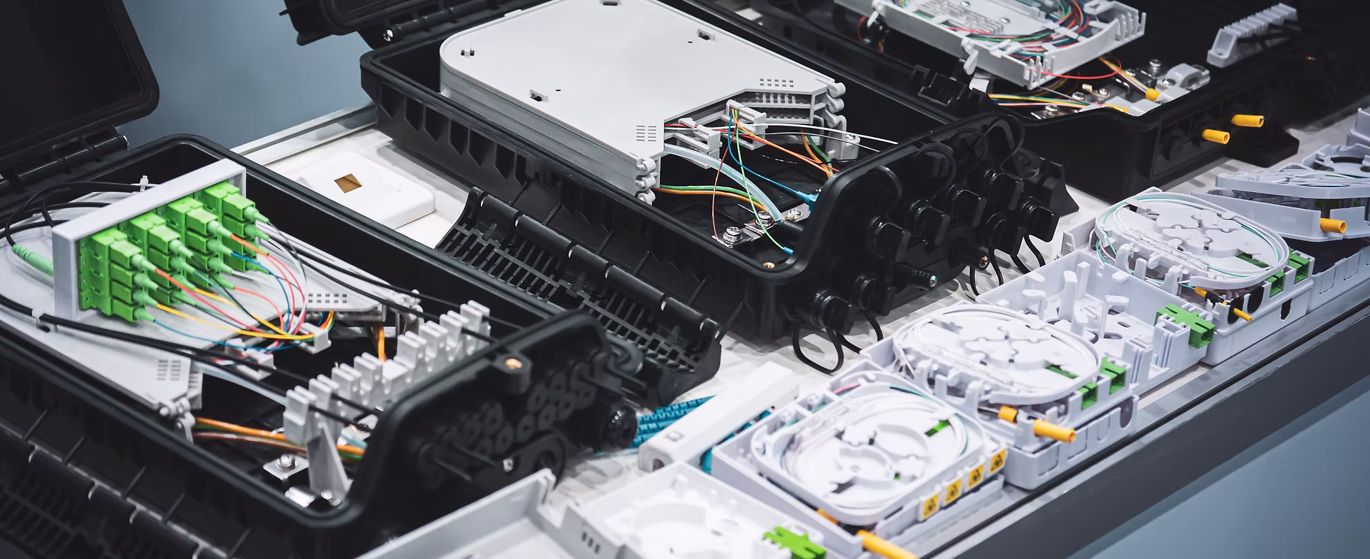 Passive Optical Networks and Data Centers